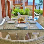 וילה Zeytin Kalkan *